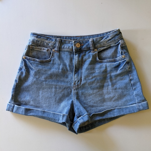 NEW American Eagle high rise mom shorts